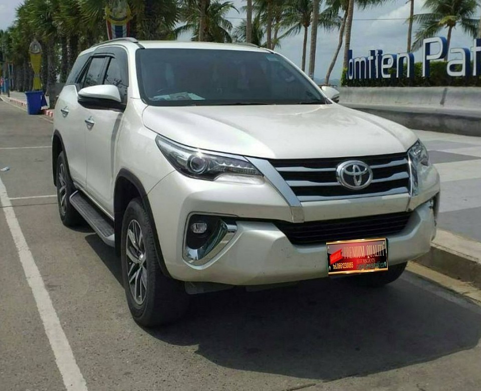 บริการรถรับจ้าง รถเหมาไปต่างจังหวัด